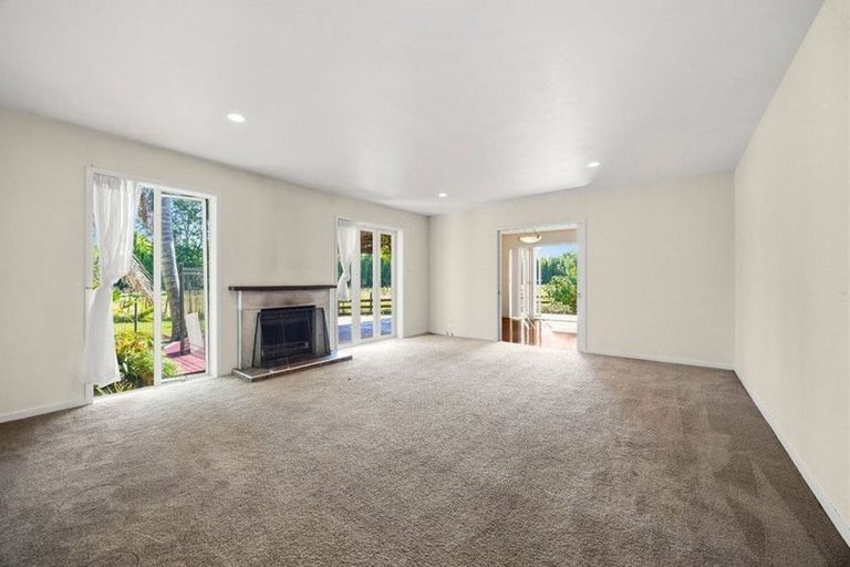 Photo of property in 9 Bristol Road, Whenuapai, Auckland, 0618