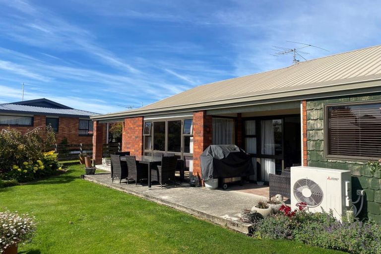 Photo of property in 24 Waterford Drive, Winton, 9720