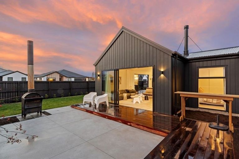 Photo of property in 22 Timara Crescent, Marshland, Christchurch, 8083