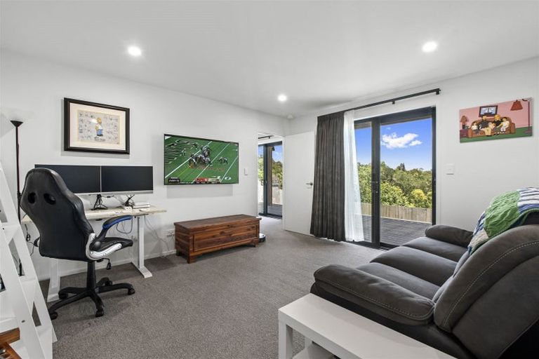 Photo of property in 6 Greenvale Place, Welcome Bay, Tauranga, 3112