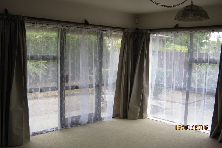 Photo of property in 255 Park Road, Hokowhitu, Palmerston North, 4410