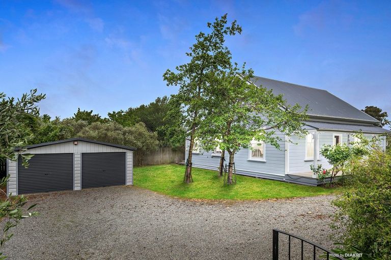 Photo of property in 102 Jellicoe Street, Martinborough, 5711