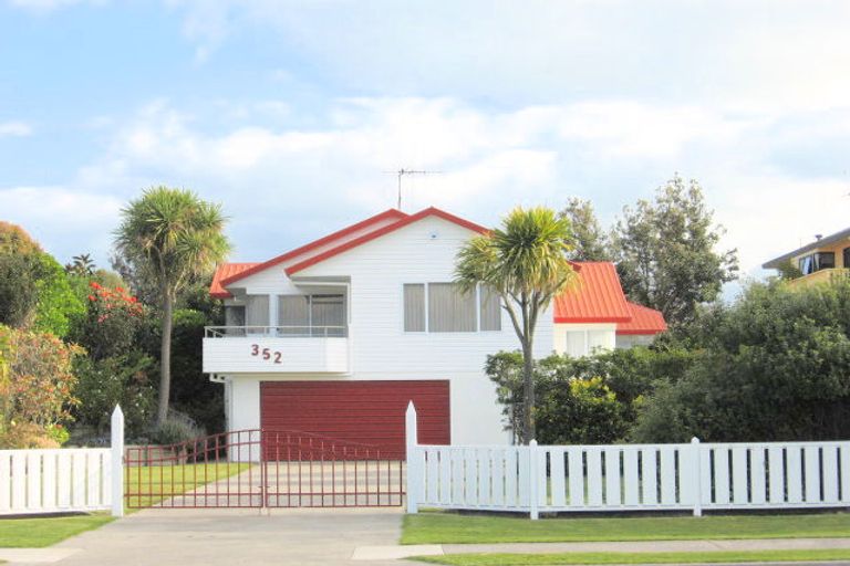 Photo of property in 352 Papamoa Beach Road, Papamoa Beach, Papamoa, 3118