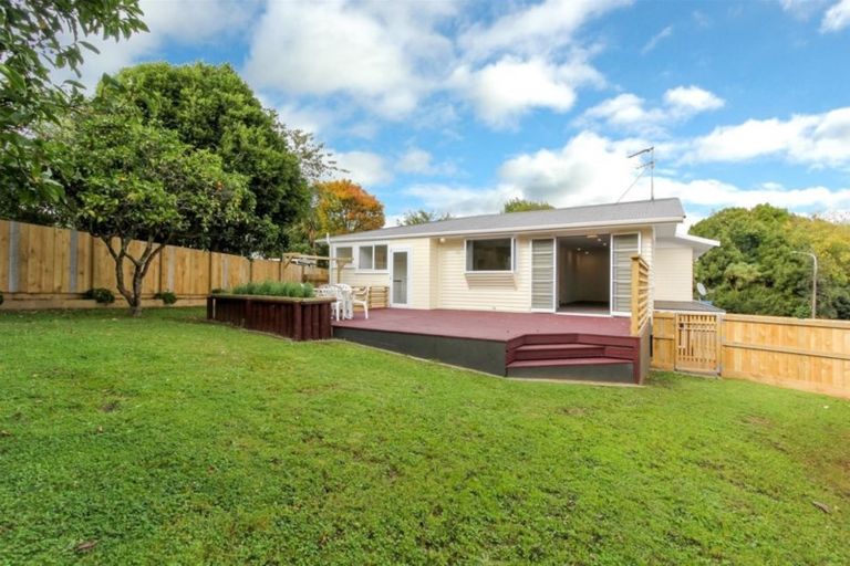 Photo of property in 2 Wayne Place, Ferndale, New Plymouth, 4310