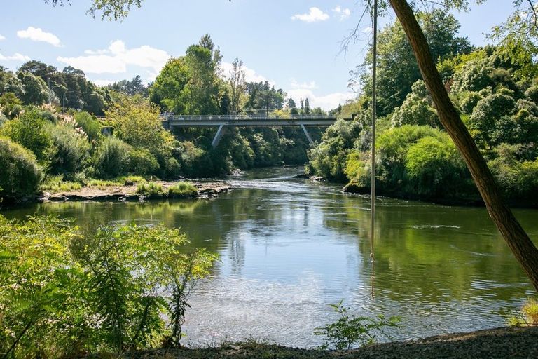 Photo of property in 6b Dominion Avenue, Cambridge, 3434