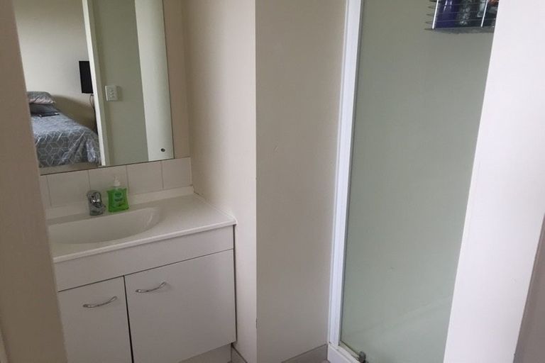 Photo of property in 16a Margarita Rise, Pukekohe, 2120