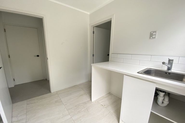 Photo of property in 1/36 Sandiacre Way, Browns Bay, Auckland, 0630