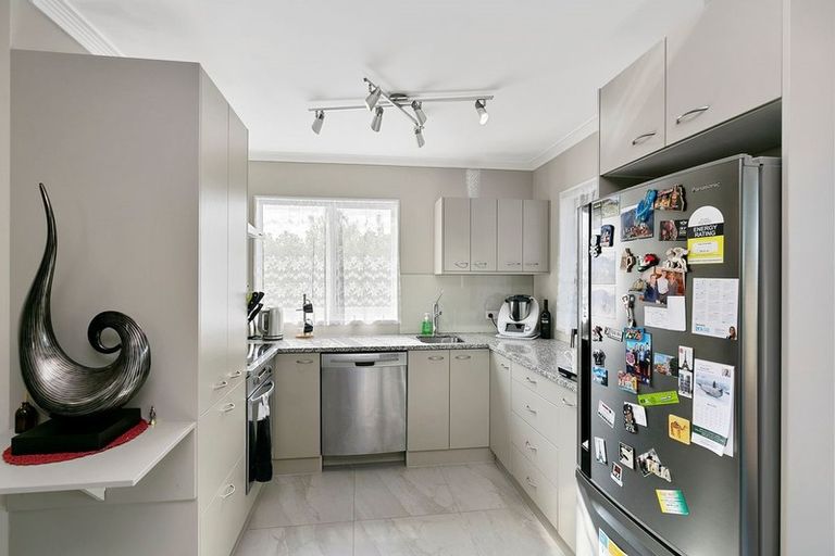 Photo of property in 3 Wright Street, Titahi Bay, Porirua, 5022