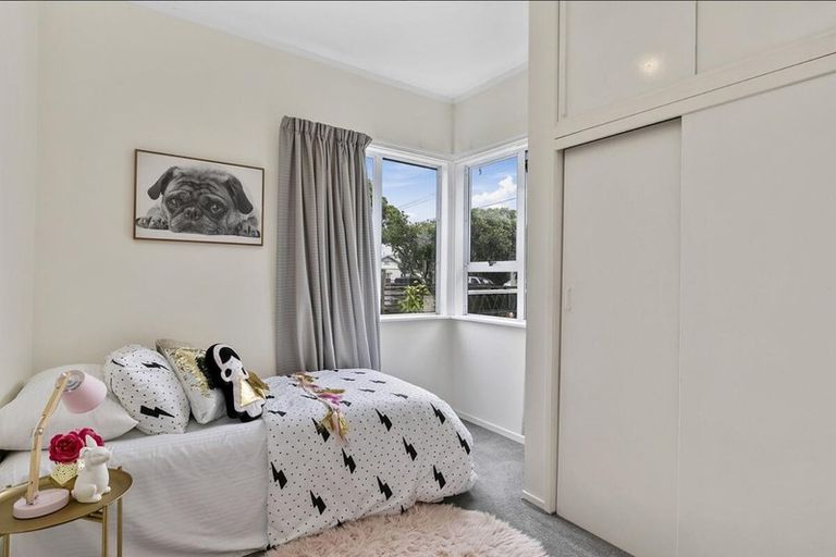 Photo of property in 34 Wilford Street, Woburn, Lower Hutt, 5011