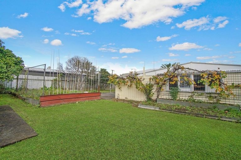 Photo of property in 56 Sheehan Avenue, Papakura, 2110