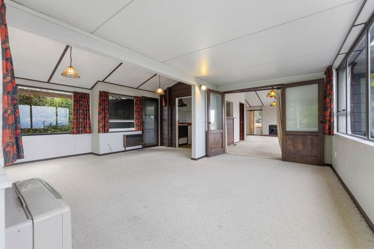 Photo of property in 2 Birch Street, Hilltop, Taupo, 3330