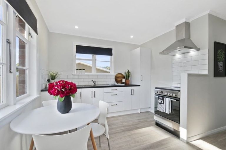 Photo of property in 80 Reynolds Street, Taita, Lower Hutt, 5011