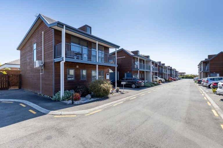 Photo of property in 16 Rochdale Way, Stoke, Nelson, 7011