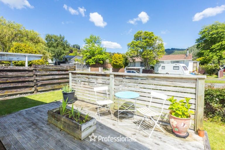 Photo of property in 1/56 Gemstone Drive, Birchville, Upper Hutt, 5018