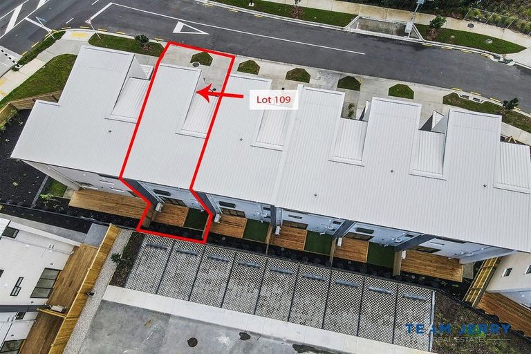 Photo of property in 50 Westgate Drive, Massey, Auckland, 0614