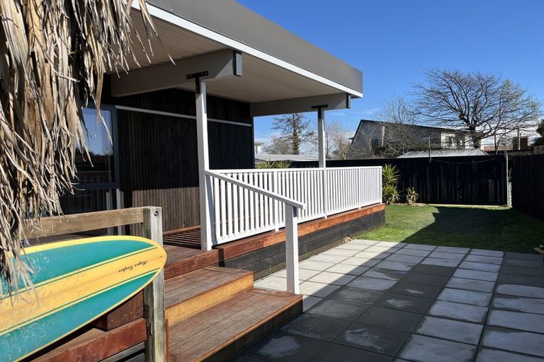 Photo of property in 65 Park Terrace, Waikuku Beach, 7473