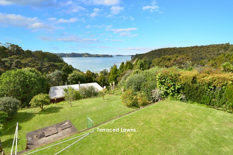 Photo of property in 15 Opahi Bay Road, Mahurangi West, Warkworth, 0983