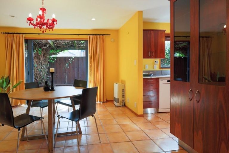 Photo of property in 4 Landsdowne Terrace, Cashmere, Christchurch, 8022