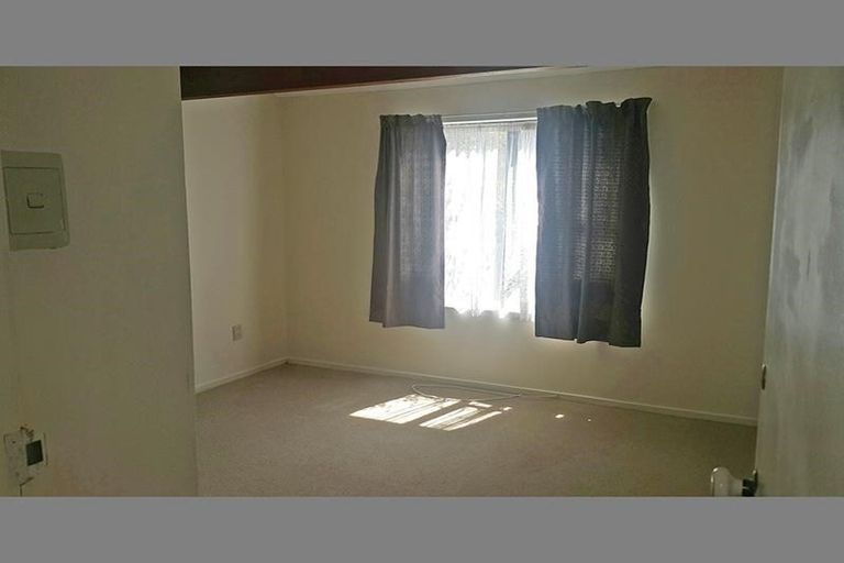 Photo of property in 2/29 Avis Avenue, Papatoetoe, Auckland, 2025