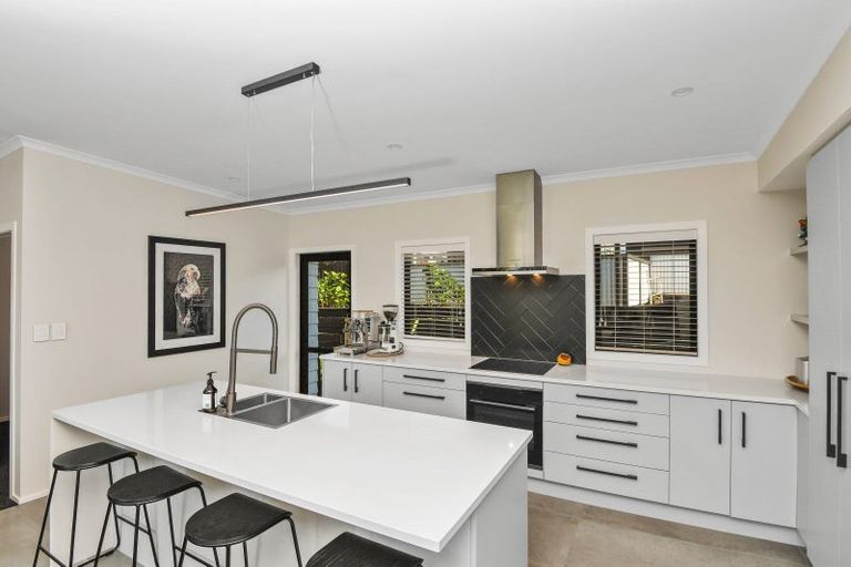 Photo of property in 44 Cambrae Road, Raglan, 3225