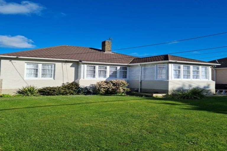 Photo of property in 25 Gadsby Street, Avalon, Lower Hutt, 5011