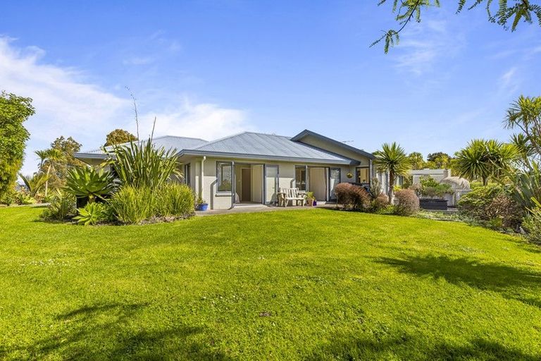 Photo of property in 77 Tender Road, Dairy Flat, Albany, 0794