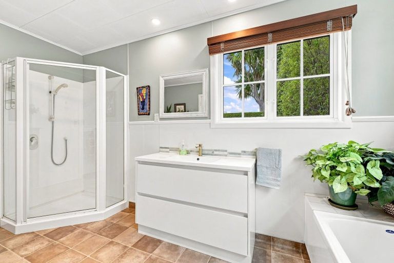 Photo of property in 8a Tirimoana Place, Otamatea, Whanganui, 4501