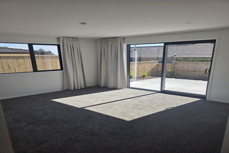 Photo of property in 452a Saint Aubyn Street, Moturoa, New Plymouth, 4310