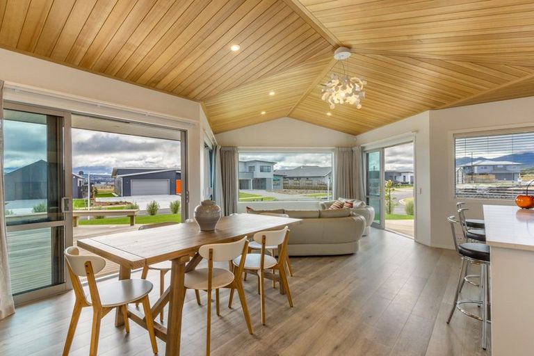 Photo of property in 2 Uku Way, Wharewaka, Taupo, 3330