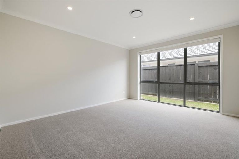 Photo of property in 43 Kaiora Drive, Papamoa Beach, Papamoa, 3118