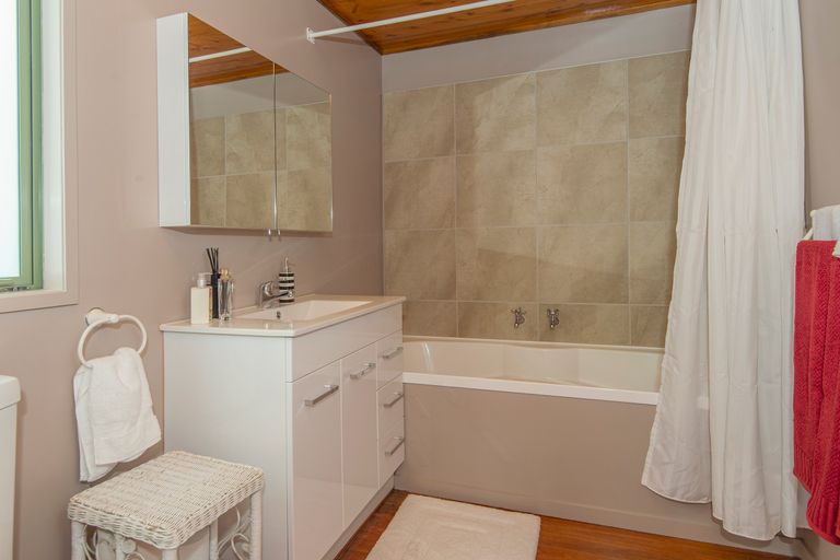 Photo of property in 211b Stanners Road, Kerikeri, 0295