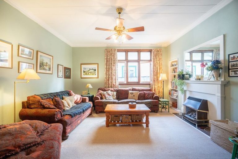 Photo of property in 23 Marne Street, Hokowhitu, Palmerston North, 4410