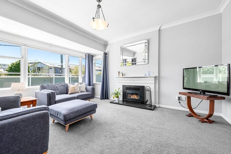 Photo of property in 77 Pilmuir Street, Hutt Central, Lower Hutt, 5010