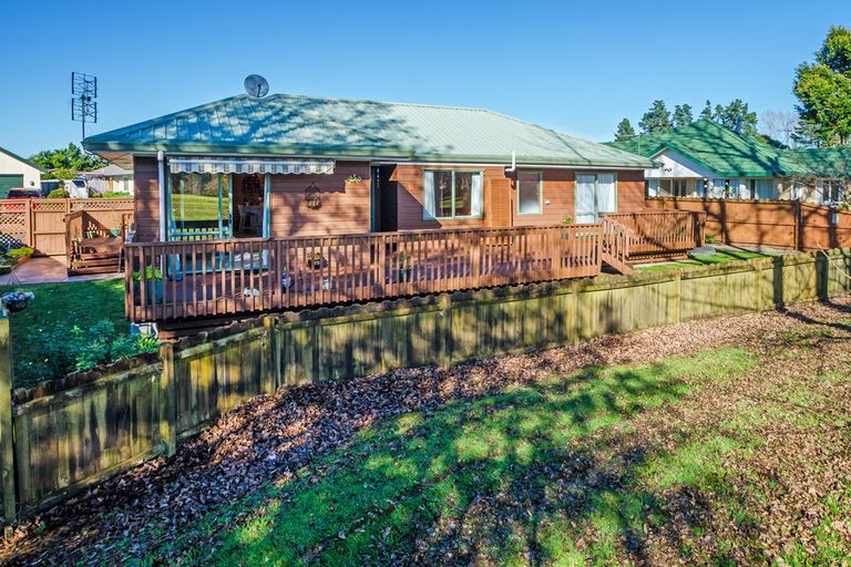 Photo of property in 25 Muirfield Street, Wattle Downs, Auckland, 2103