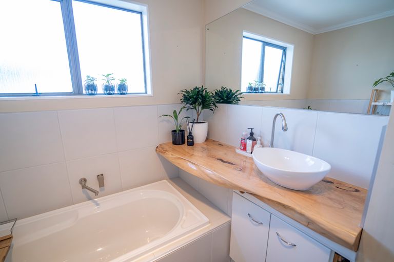 Photo of property in 52 Venus Street, Georgetown, Invercargill, 9812