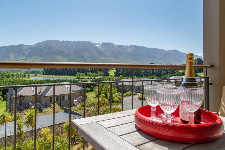 Photo of property in 623 Coleridge Road, Windwhistle, Hororata, 7572