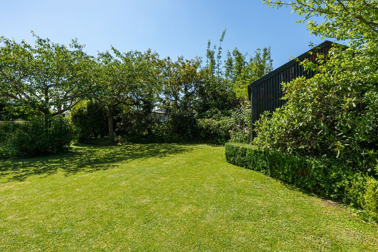 Photo of property in 3 Gibson Street, Seaview, Timaru, 7910