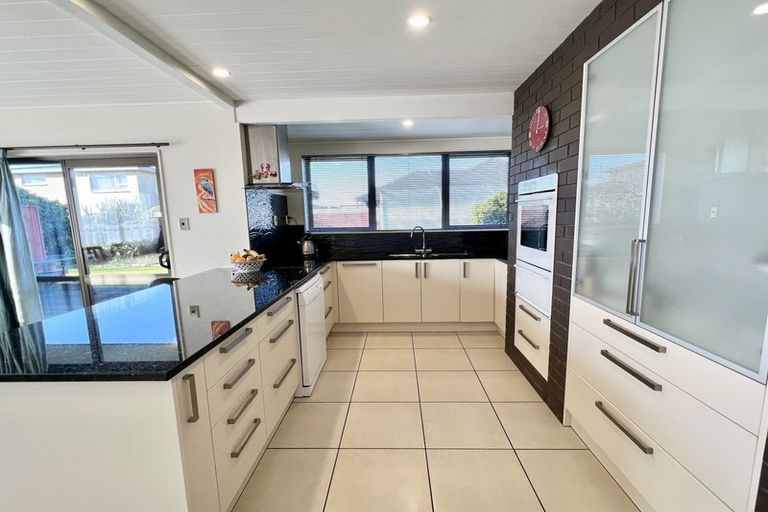 Photo of property in 24 Falcon Street, Newfield, Invercargill, 9812