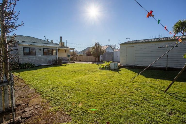 Photo of property in 35 Wyndham Street, Carterton, 5713