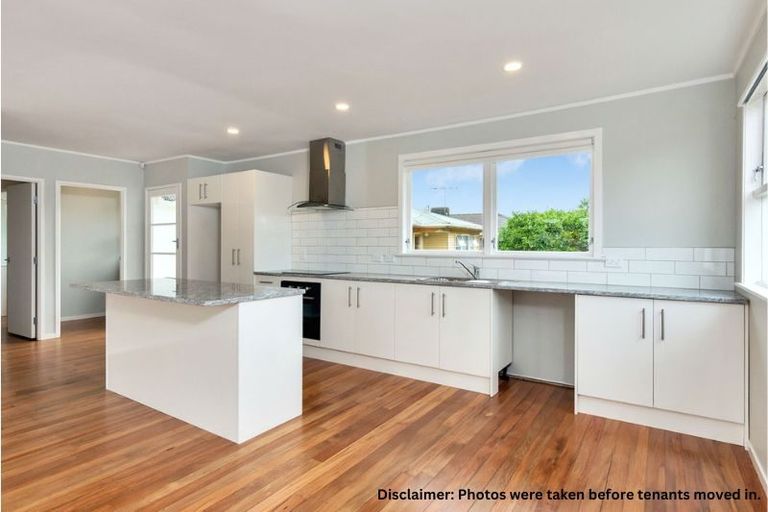 Photo of property in 25 Holland Street, Pukekohe, 2120
