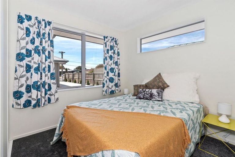 Photo of property in 2/166 Palmers Road, New Brighton, Christchurch, 8083