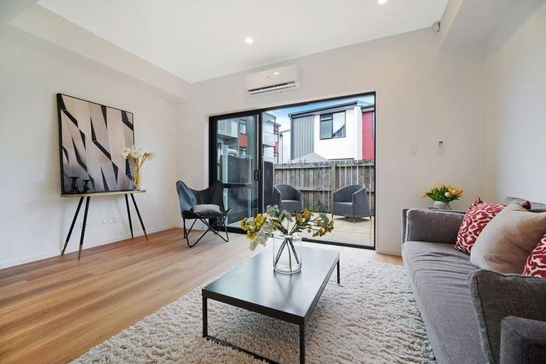 Photo of property in 63e Arimu Road, Papakura, 2110