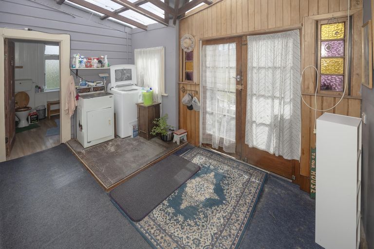 Photo of property in 32 Chester Street, Hampden, 9410