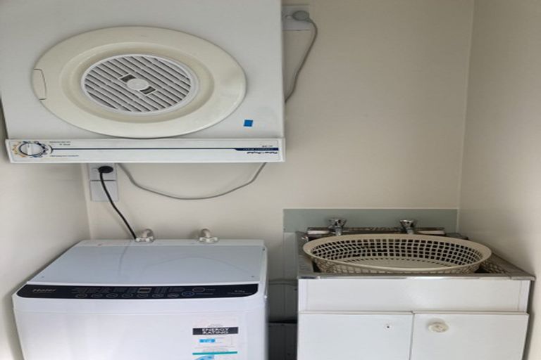 Photo of property in 9 Rosehaugh Avenue, Karori, Wellington, 6012