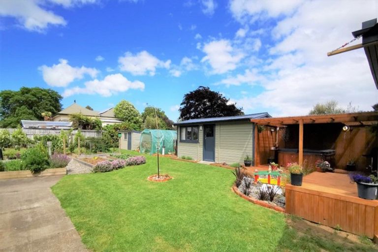 Photo of property in 42 Thyra Street, Dannevirke, 4930