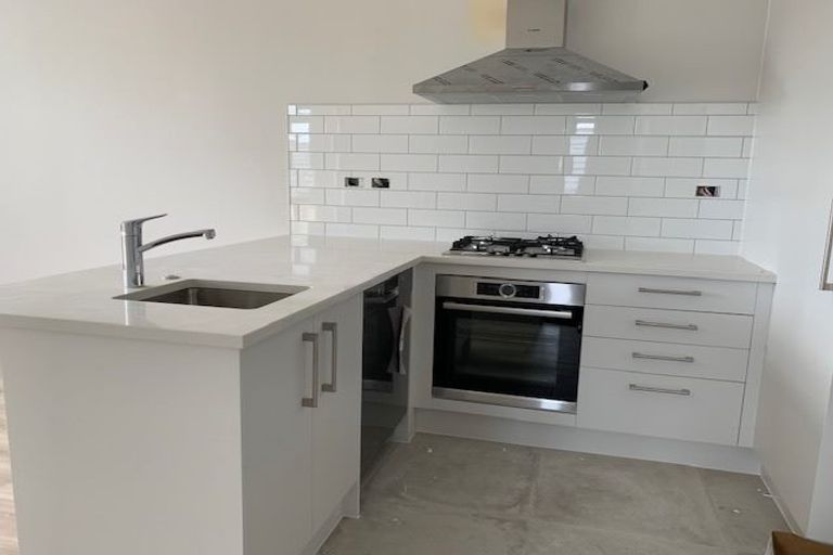 Photo of property in 3 Weka Close, Red Beach, 0932