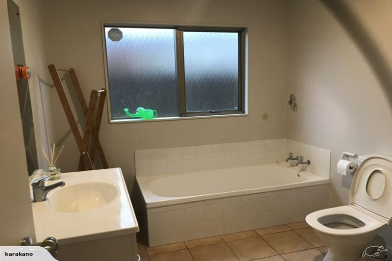 Photo of property in 9 Ettrick Lane, Papakura, 2110