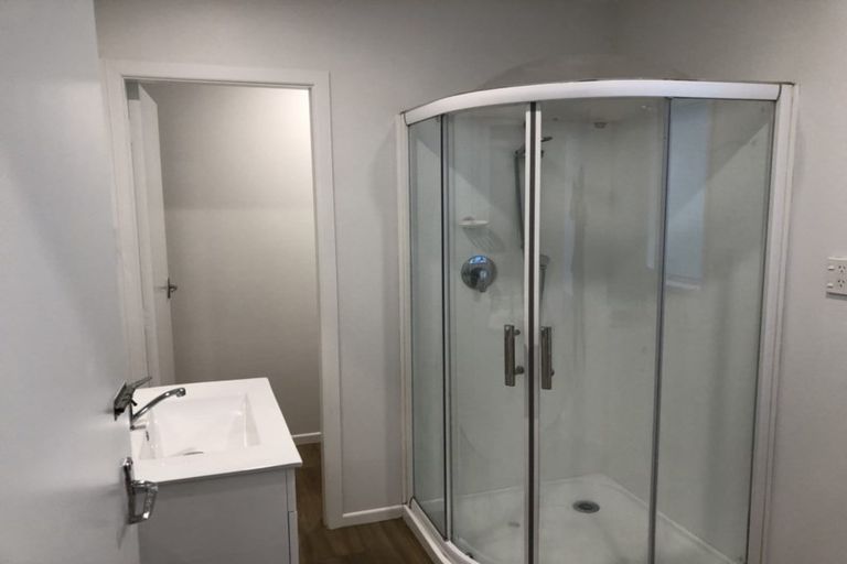 Photo of property in 2/159a Newlands Road, Newlands, Wellington, 6037