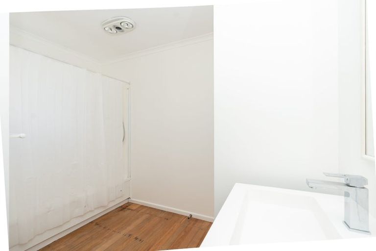 Photo of property in 5 Guy Place, Melville, Hamilton, 3206