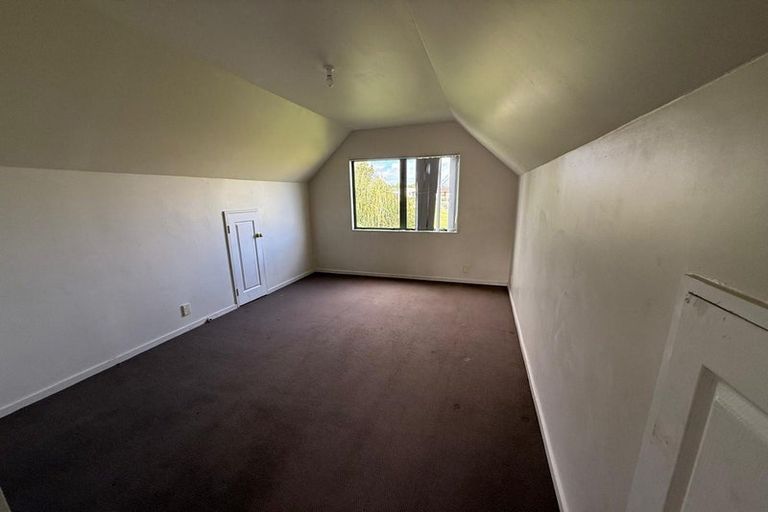 Photo of property in 2/8 Puriri Road, Manurewa, Auckland, 2102